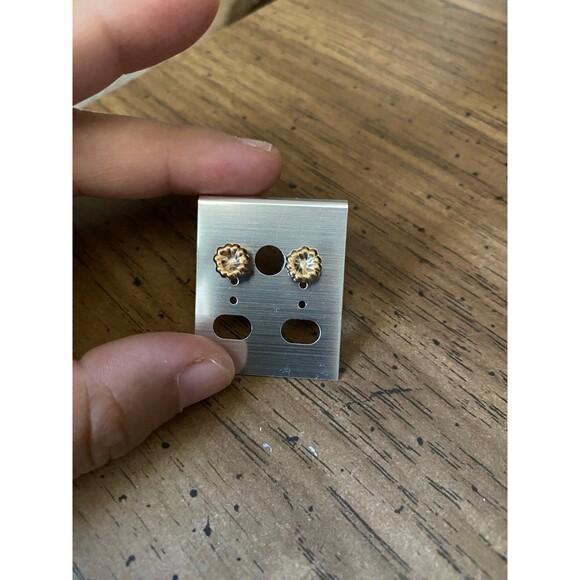 Earrings - Picture 2 of 2